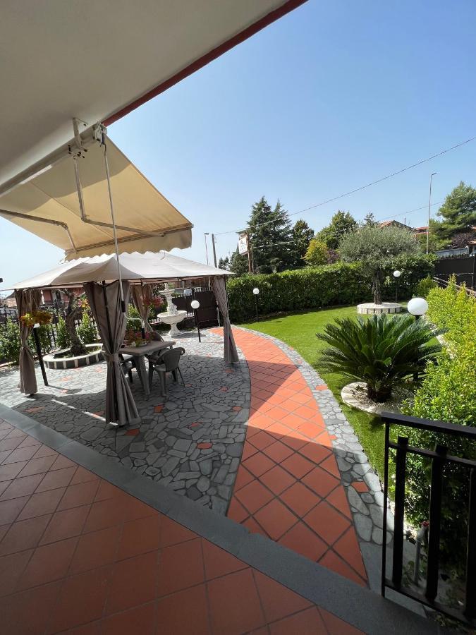 Casa Vacanze Volpe Dell'Etna Николози Экстерьер фото