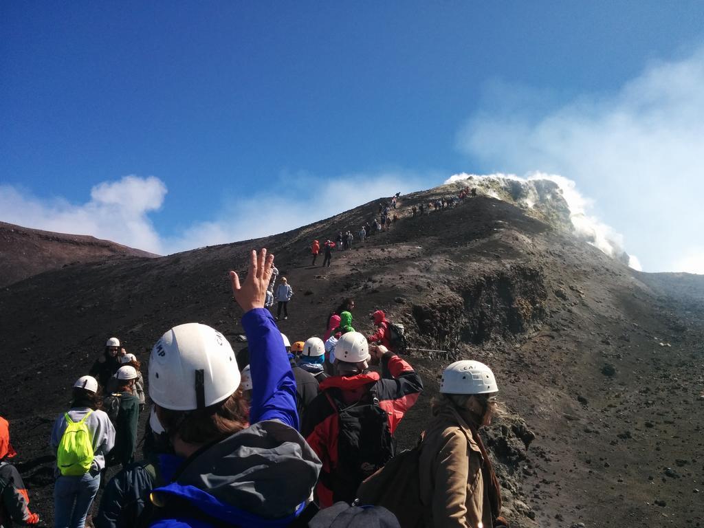 Casa Vacanze Volpe Dell'Etna Николози Номер фото
